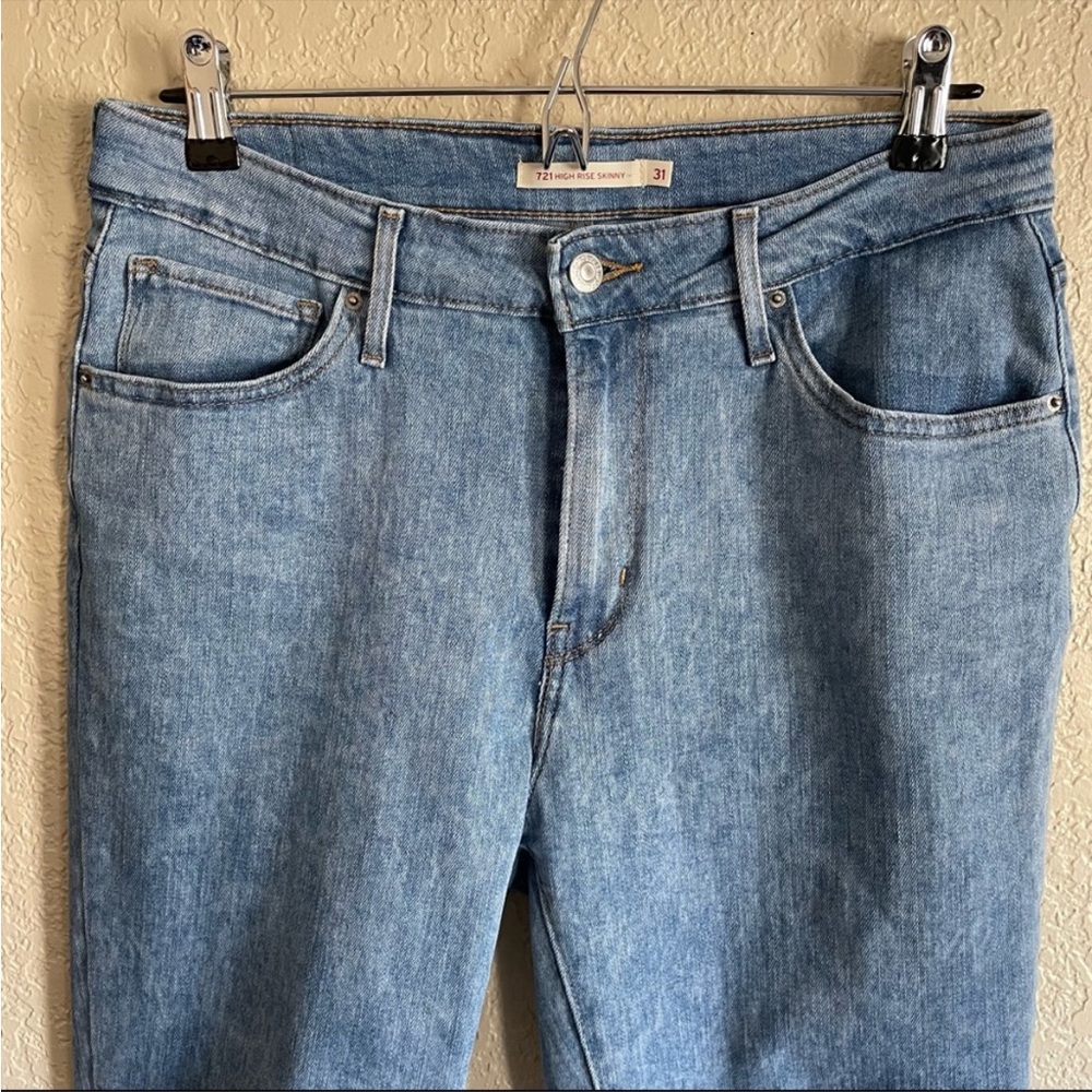 Levi's 721 High Rise Skinny Jeans - Picture 5 of 7